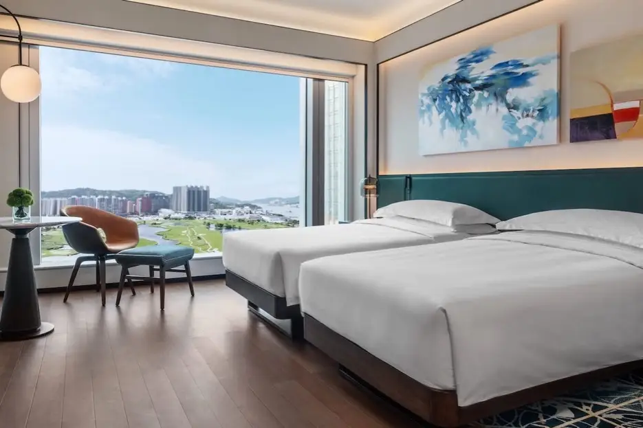 2 Twin Beds